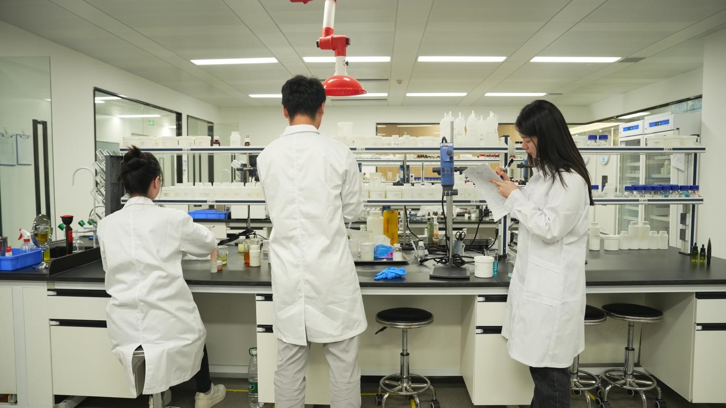 18cc93fab2da473e37e51010c2557bed.jpg 18cc93fab2da473e37e51010c2557bed.jpg